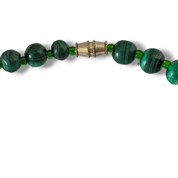 Vintage Estate Graduated Malachite Beaded Necklace 20" - Picture 7 of 8